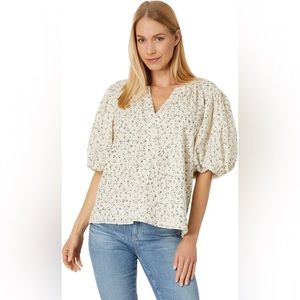 VINCE CAMUTO Raglan Puff Sleeve Floral Blouse Size Medium NWT